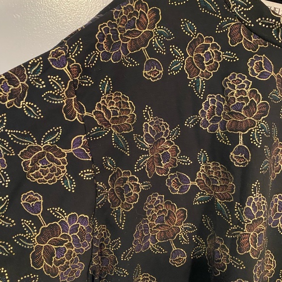 Vintage Black Floral Long Sleeve Top - Picture 2 of 5